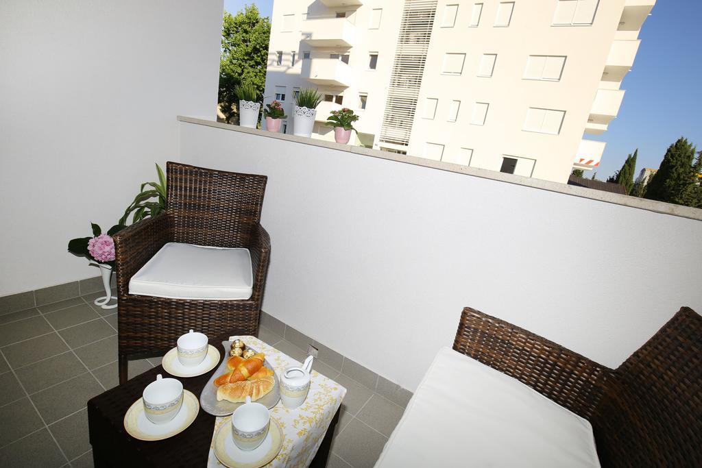 Apartment Flowers, Free Garage Parking زادار الغرفة الصورة