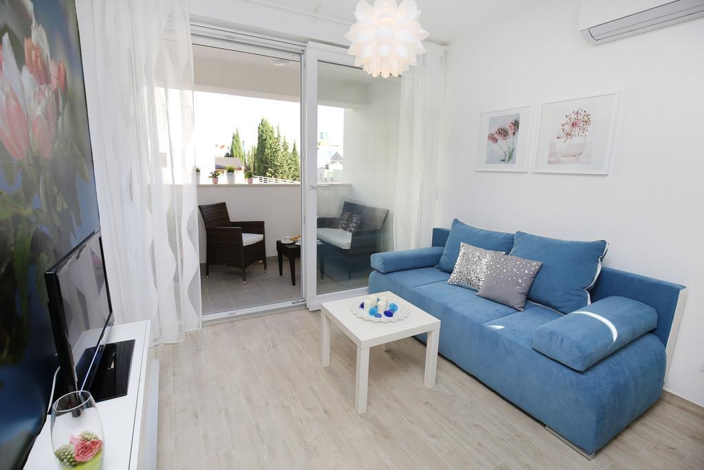 Apartment Flowers, Free Garage Parking زادار الغرفة الصورة