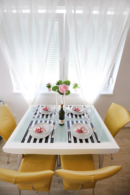 Apartment Flowers, Free Garage Parking زادار الغرفة الصورة