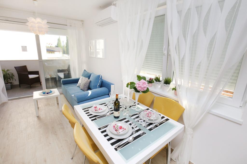 Apartment Flowers, Free Garage Parking زادار الغرفة الصورة